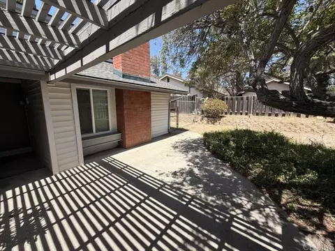 Exterior - 14744 Roberto Rio Rd, Poway, CA 92064 photo 16 of 34
