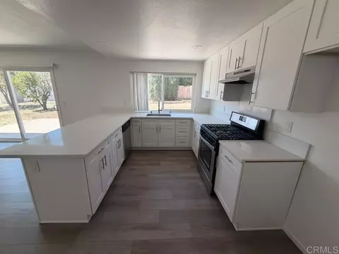 Kitchen - 14744 Roberto Rio Rd, Poway, CA 92064 photo 1 of 6