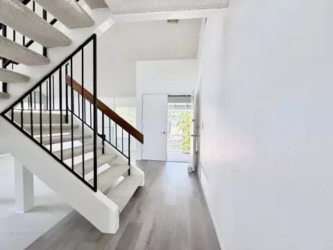 Entry Way - 14744 Roberto Rio Rd, Poway, CA 92064 photo 2 of 5