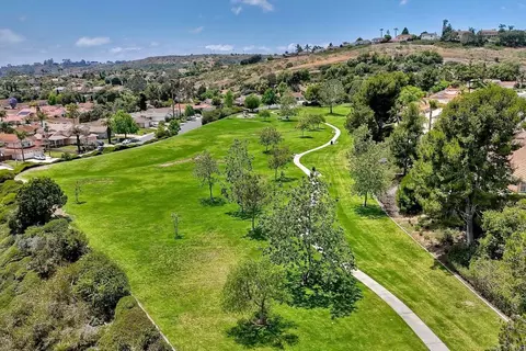 View/Area - 342 Rimhurst Ct, Oceanside, CA 92058 photo 3 of 4
