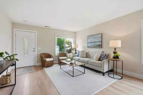 Living - 342 Rimhurst Ct, Oceanside, CA 92058 photo 2 of 8