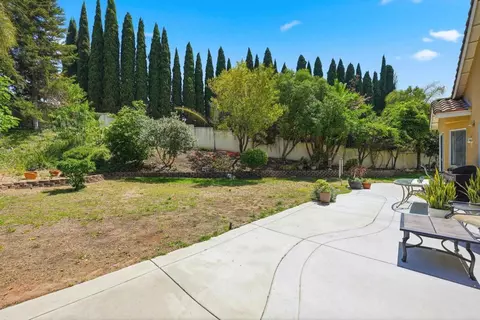 Exterior - 4901 Tropea St, Oceanside, CA 92057 photo 3 of 5