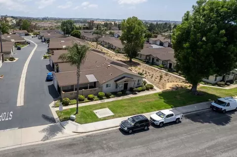 View/Area - 1025 Plover Way, Oceanside, CA 92057 photo 8 of 10