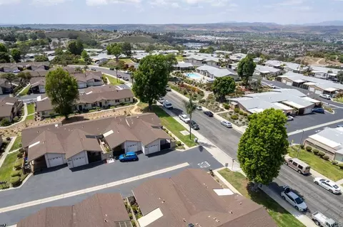 View/Area - 1025 Plover Way, Oceanside, CA 92057 photo 9 of 10
