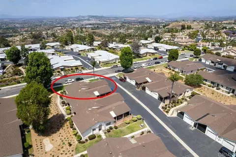 View/Area - 1025 Plover Way, Oceanside, CA 92057 photo 6 of 10