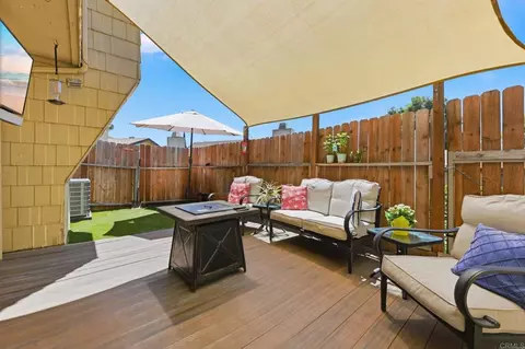 Exterior - 958 Marlin Dr, Vista, CA 92084 photo 1 of 4