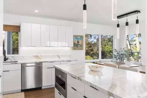 Kitchen - 371 Longden Ln, Solana Beach, CA 92075 photo 1 of 2