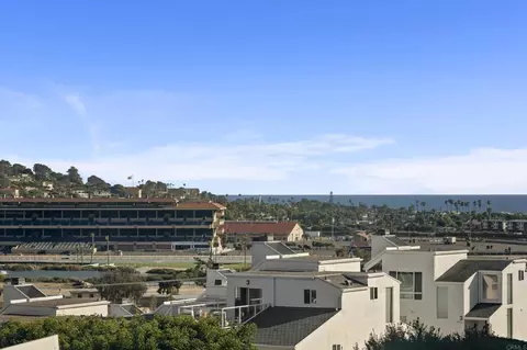 371 Longden Ln, Solana Beach, CA 92075