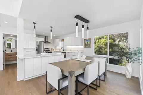 Dining - 371 Longden Ln, Solana Beach, CA 92075 photo 2 of 3