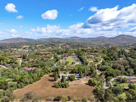 18244 Paseo Victoria, Rancho Santa Fe, CA 92067