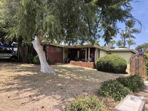 3752 Poe St, San Diego, CA 92107