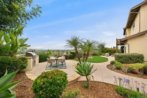 Exterior - 7671 Circulo Sequoia, Carlsbad, CA 92009 photo 6 of 11
