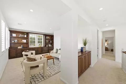 Entry Way - 7671 Circulo Sequoia, Carlsbad, CA 92009 photo 4 of 4