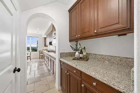 Entry Way - 7671 Circulo Sequoia, Carlsbad, CA 92009 photo 1 of 4