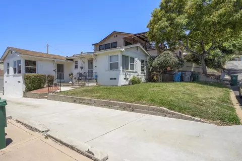4120 Twiggs St, San Diego, CA 92110