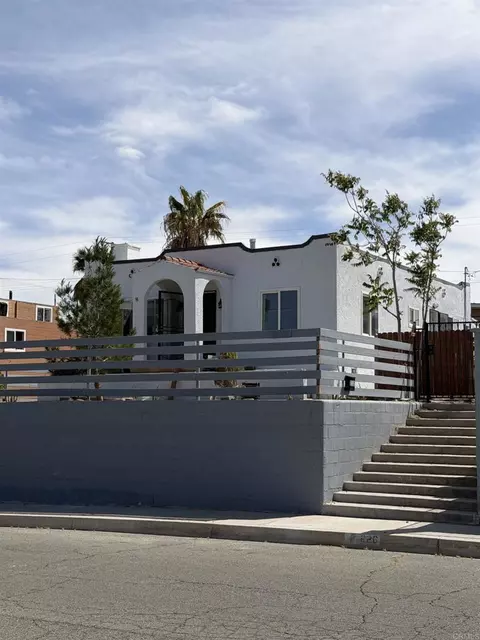 232 E Fredricks St, Barstow, CA 92311