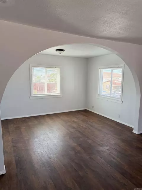 232 E Fredricks St, Barstow, CA 92311 photo 2