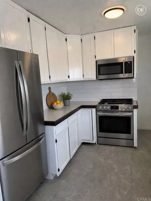 Kitchen - 232 E Fredricks St, Barstow, CA 92311 photo 1 of 4