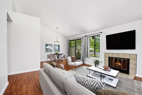 Living - 1984 Jayton Ln, Encinitas, CA 92024 photo 1 of 7