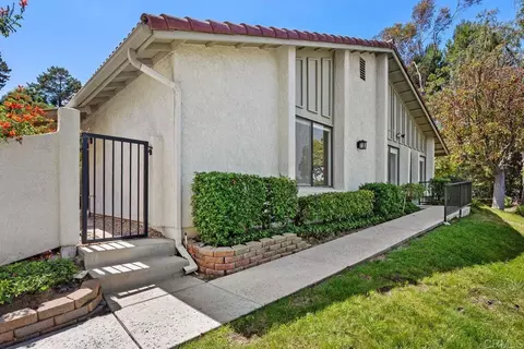Exterior - 1984 Jayton Ln, Encinitas, CA 92024 photo 2 of 11