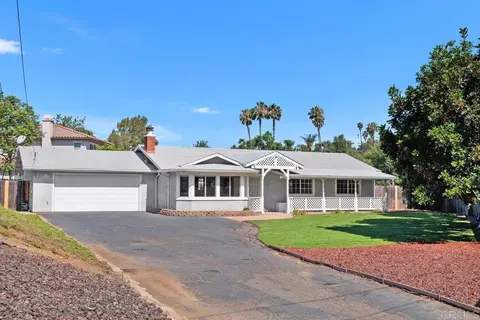 1651 Avocado Dr, Vista, CA 92083