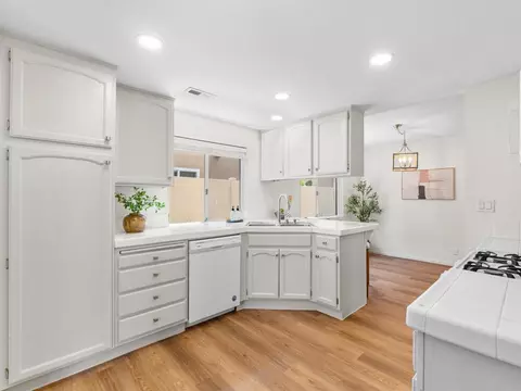 Kitchen - 3636 Via Colina, Oceanside, CA 92056 photo 2 of 4