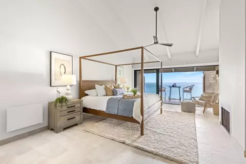 Bedroom - 375 W I St, Encinitas, CA 92024 photo 1 of 5