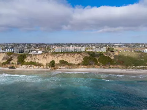 View/Area - 375 W I St, Encinitas, CA 92024 photo 8 of 8