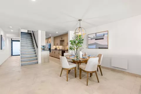 Dining - 375 W I St, Encinitas, CA 92024 photo 2 of 2