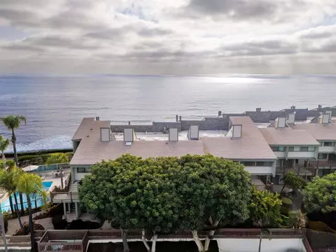 View/Area - 375 W I St, Encinitas, CA 92024 photo 3 of 8