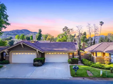 2719 Almendra Ct, Fallbrook, CA 92028