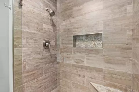 Bath - 4402 Shearwater Way, Oceanside, CA 92057 photo 3 of 5