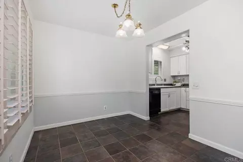 Dining - 4402 Shearwater Way, Oceanside, CA 92057 photo 3 of 3