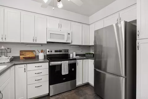 Kitchen - 4402 Shearwater Way, Oceanside, CA 92057 photo 2 of 3