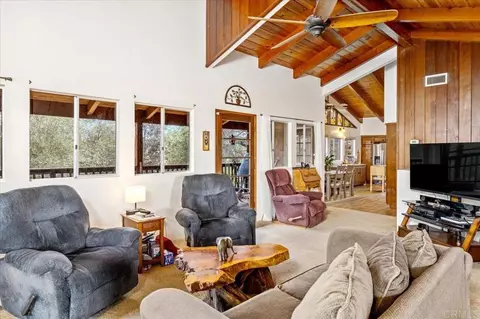 28425 Thundernut Ln, Valley Center, CA 92082