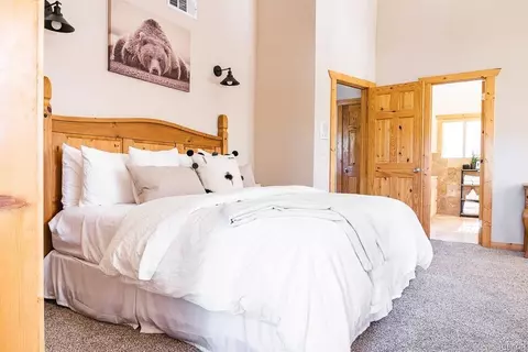 Bedroom - 516 Irving Way, Big Bear City, CA 92314 photo 6 of 8