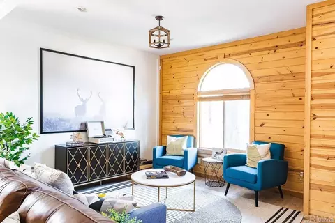 Living - 516 Irving Way, Big Bear City, CA 92314 photo 1 of 3