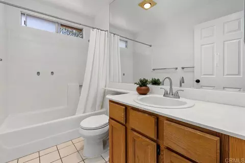 Bath - 1205 Shay Pl, Escondido, CA 92026 photo 2 of 4