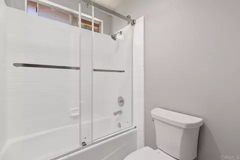 Bath - 1205 Shay Pl, Escondido, CA 92026 photo 4 of 4