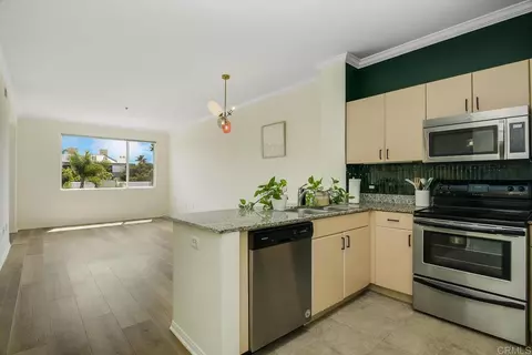 1642 7th Ave #424, San Diego, CA 92101