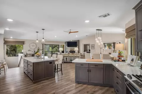 Kitchen - 2103 Margarita Gln, Fallbrook, CA 92028 photo 1 of 4