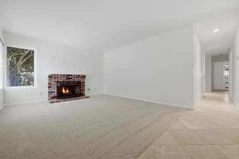 Living - 2388 Sundance Cir, Oceanside, CA 92056 photo 2 of 3