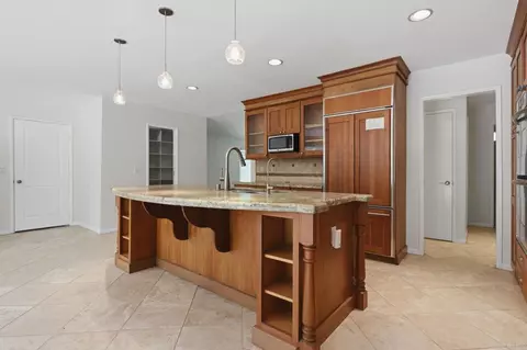Kitchen - 2388 Sundance Cir, Oceanside, CA 92056 photo 2 of 7