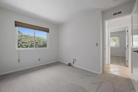 Bedroom - 2388 Sundance Cir, Oceanside, CA 92056 photo 3 of 4