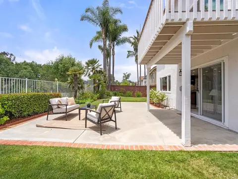Exterior - 1661 Willowhaven, Encinitas, CA 92024 photo 5 of 8