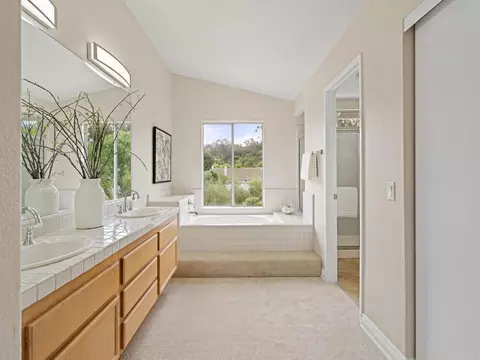 Bath - 1661 Willowhaven, Encinitas, CA 92024 photo 1 of 5
