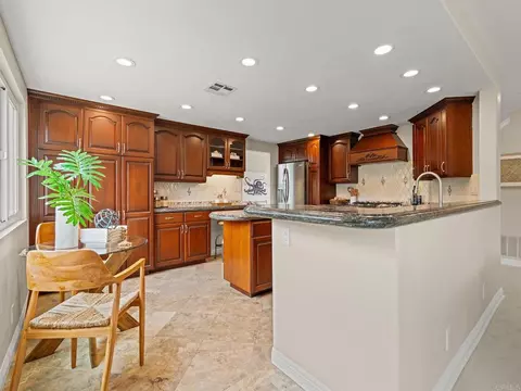 Kitchen - 1661 Willowhaven, Encinitas, CA 92024 photo 1 of 2
