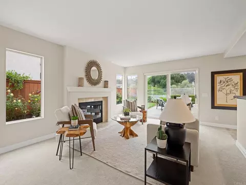 Living - 1661 Willowhaven, Encinitas, CA 92024 photo 3 of 3