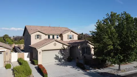 37604 River Oats Ln, Murrieta, CA 92563