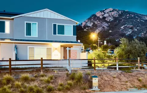 35104 Crop Pl, Fallbrook, CA 92028